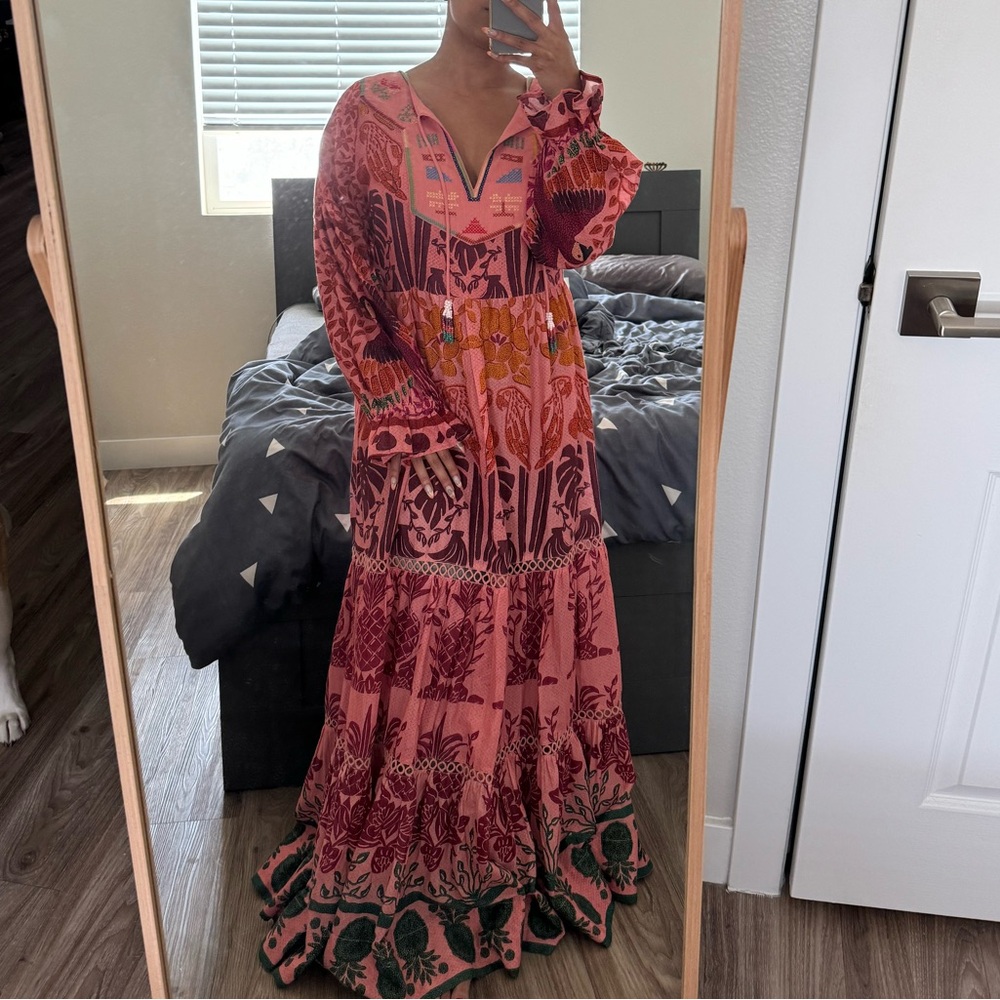 New without tags FARM Rio Pink Tropical Floral Embroidered Maxi Dress Small
